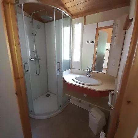 Et Du Quie Nyaraló *