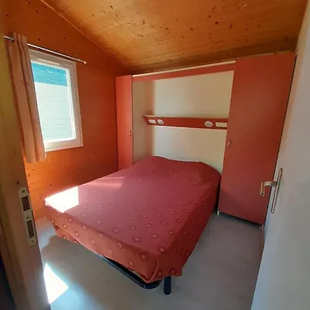 Et Du Quie Nyaraló Les Cabannes