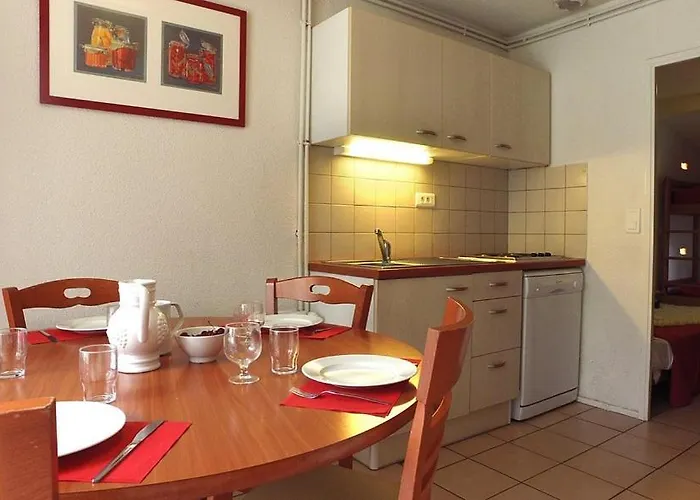 Et Du Quie Les Cabannes