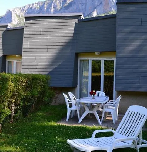 Nyaraló Et Du Quie Les Cabannes